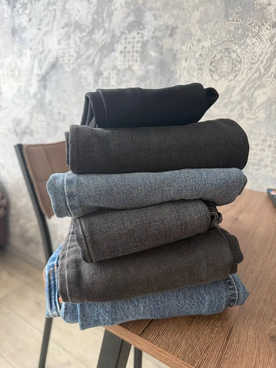 Продажа джинсов одним лотом 6 шт размер XS - Джинсы (Одежда) в Владивосток