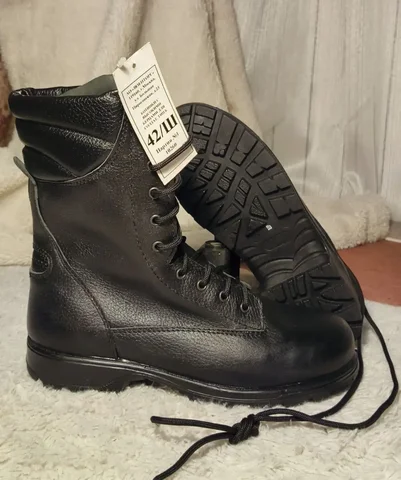 Берцы 42 размера в идеальном состоянии - Техника для дома в Владивосток