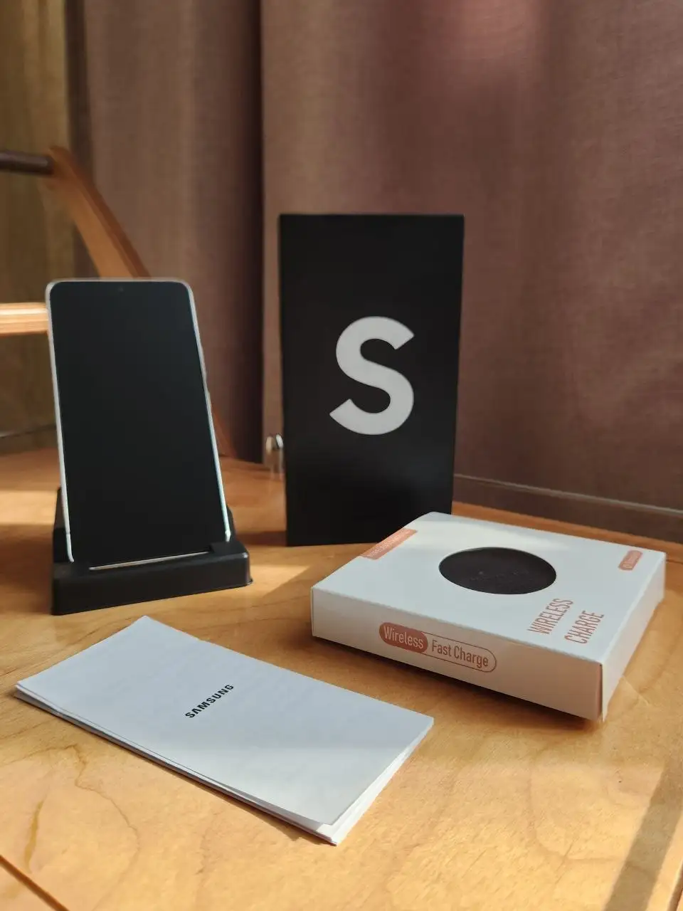 Продам Samsung Galaxy S22 новый на 256гб - Смартфоны (Электроника) в Владивосток