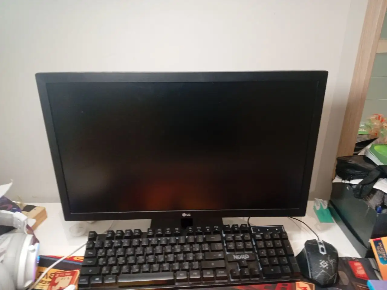 Монитор, мышка, клавиатура б/у - Компьютеры и периферия (Электроника) в Владивосток