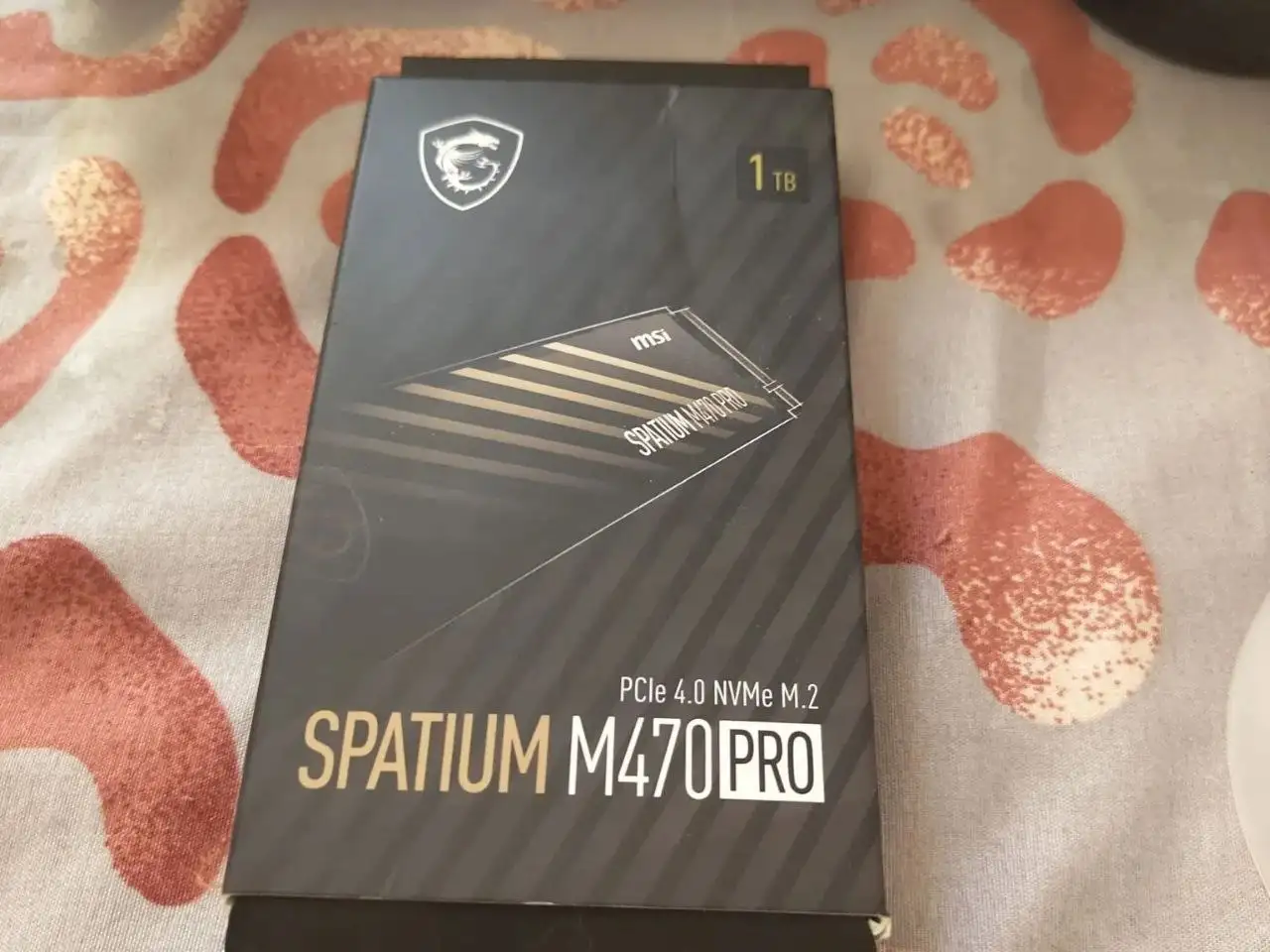 Продам новый SSD накопитель - Накопители (Электроника) в Владивосток