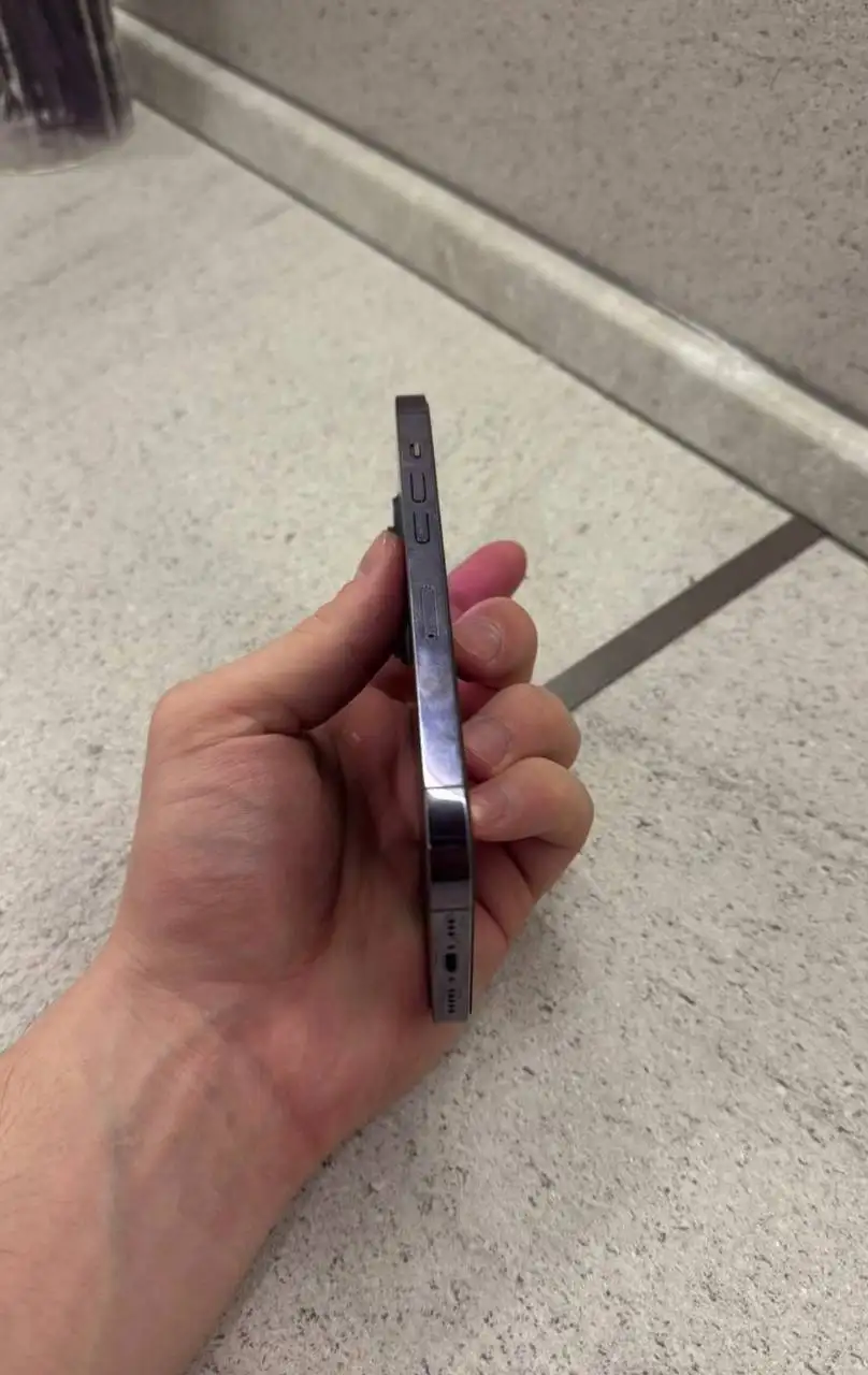 iPhone 14 Pro 128GB фиолетовый - Смартфоны и гаджеты (Электроника) в Владивосток