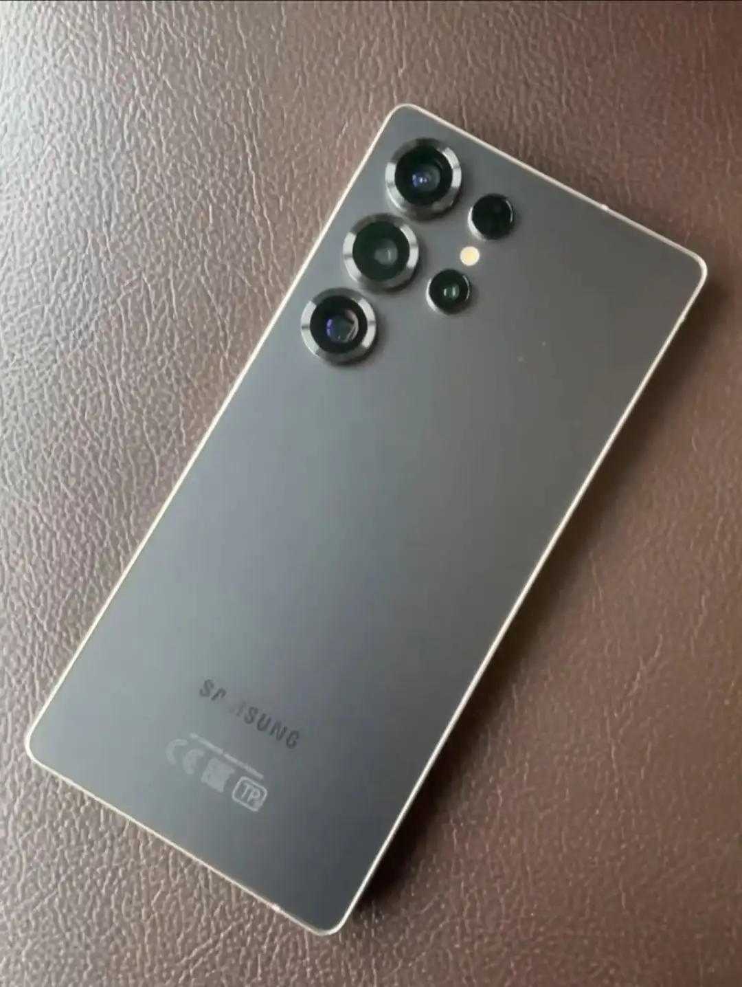 Продам Samsung S25 Ultra 256GB - Смартфоны и гаджеты (Электроника) в Владивосток