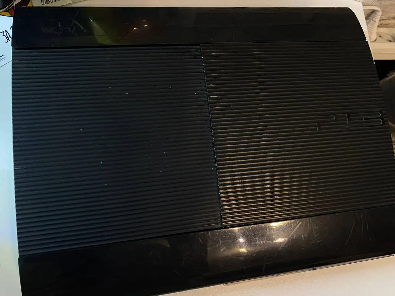 PlayStation 3 в хорошем состоянии с геймпадами и играми - Игровые приставки (Электроника) в Владивосток