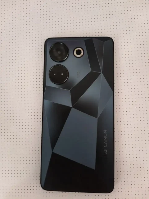 Продам телефон Tecno Camon 20 Pro - Измерительный инструмент в Владивосток