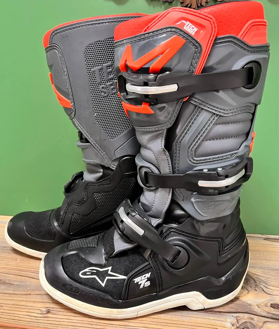 Детские кроссовые мотоботы Alpinestars Tech 7s 38 размера - Спорт (Хобби и отдых) в Владивосток