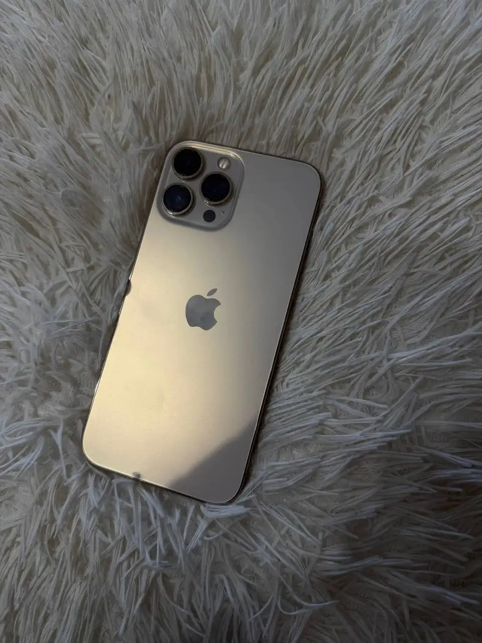 iPhone 13 Pro Max в идеальном состоянии - Смартфоны (Электроника) в Владивосток
