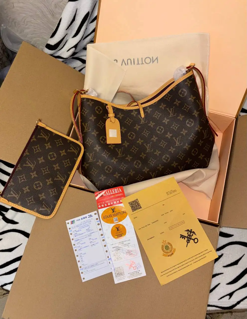 Сумка Louis Vuitton Carry All - Сумки (Одежда) в Владивосток