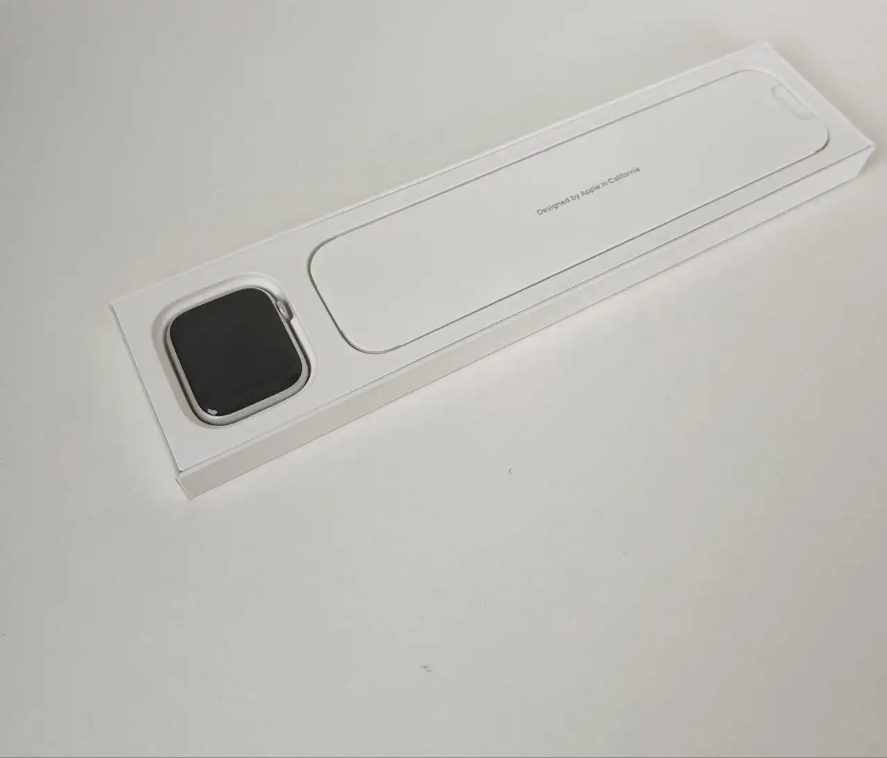 Apple Watch Series 8 45mm Silver с неработающим динамиком - Умные часы (Электроника) в Владивосток