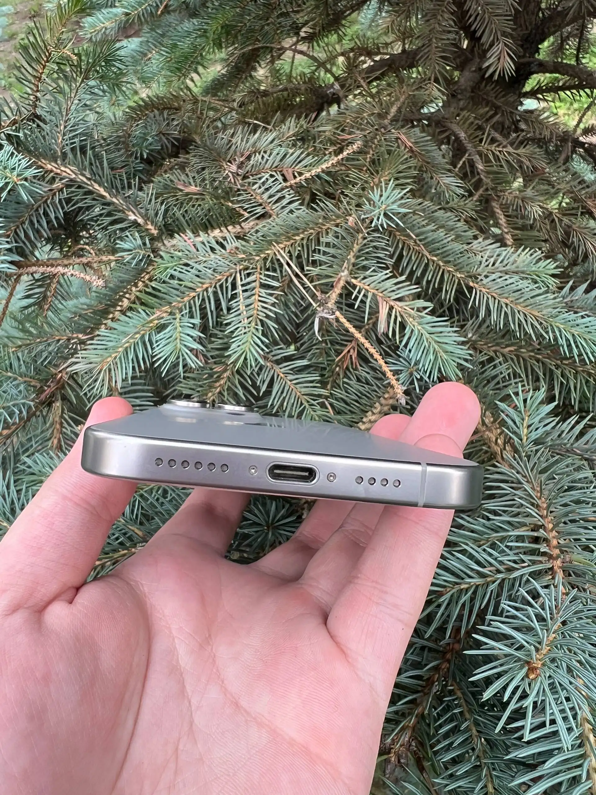 iPhone 16 Pro Max 256GB - Смартфоны (Электроника) в Владивосток