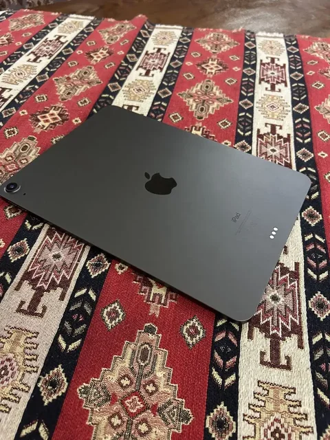 iPad Air 4 256GB в идеальном состоянии - Водонагреватели в Владивосток