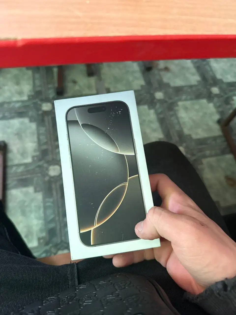 Обменяю iPhone 16 Pro на Samsung Galaxy Ultra - Мобильные телефоны (Электроника) в Владивосток