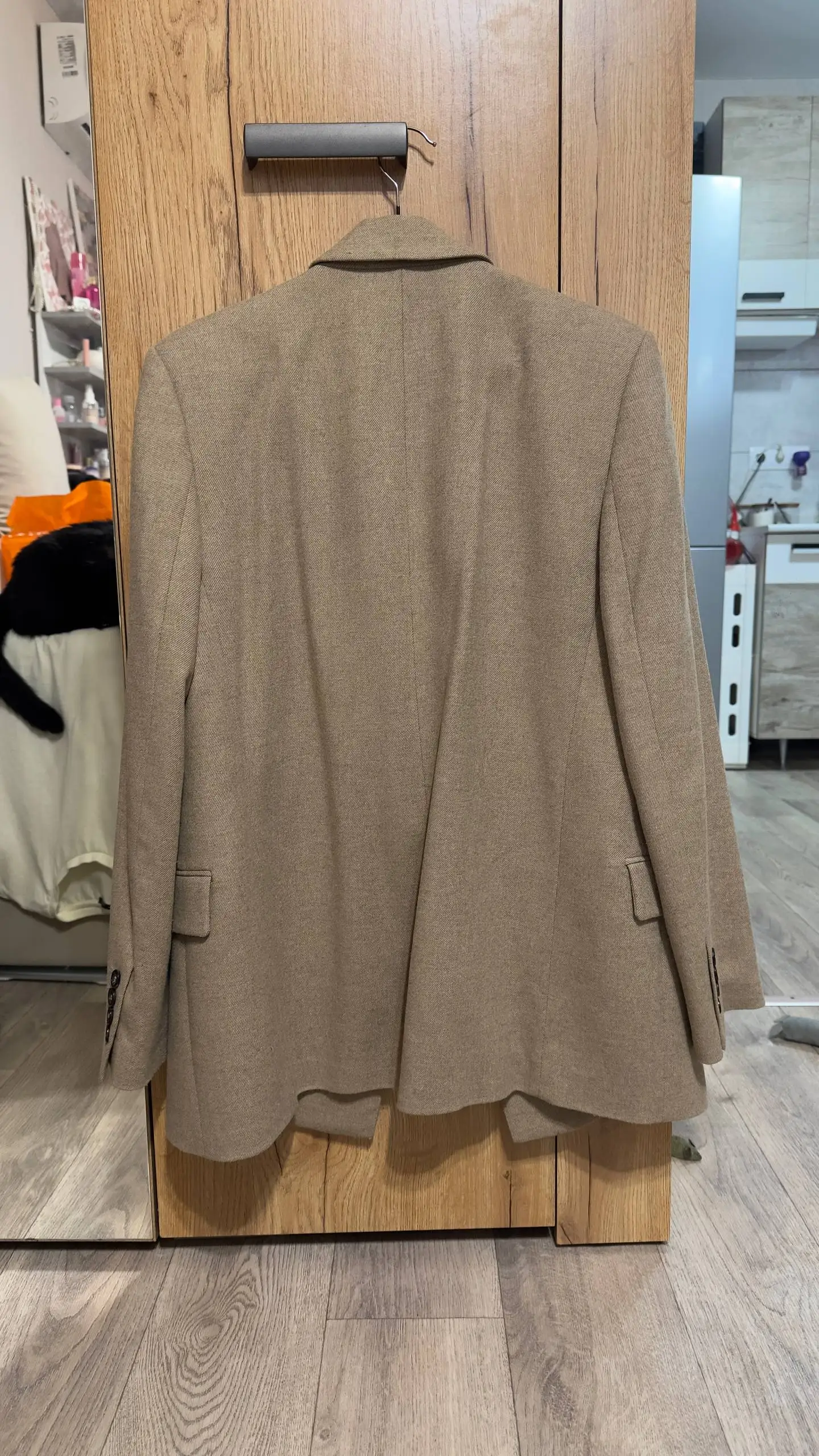 Продам шубу и пиджак Zara - Верхняя одежда (Одежда) в Владивосток