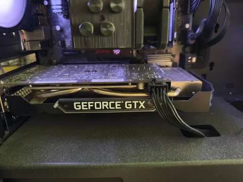 GTX 1660 Ti видеокарта - Холодильники в Владивосток
