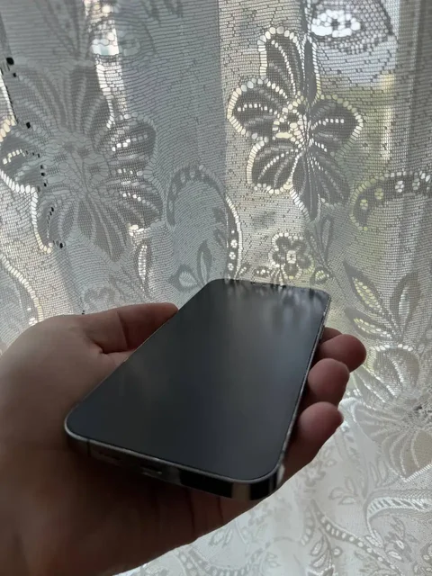 Продаю iPhone 13 Pro Max 256GB - Электронные сигареты и аксессуары в Владивосток
