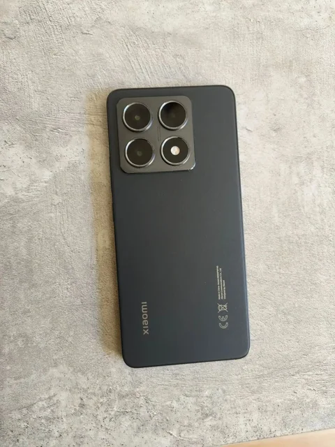 Xiaomi 14T 12/256 ГБ - Мониторы в Владивосток