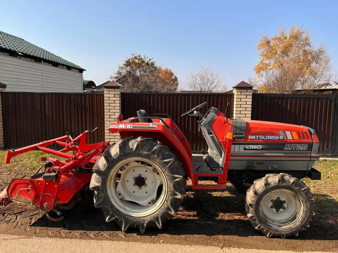Продам мини-трактор Mitsubishi MT-25 25 л.с