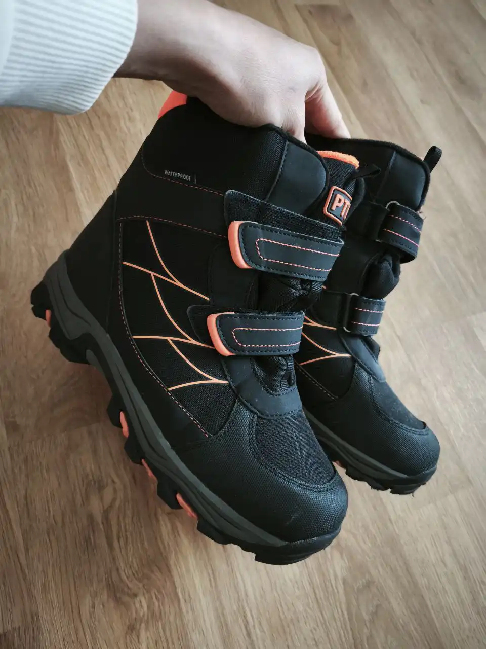 Продажа зимних мембранных ботинок playToday 39 размер