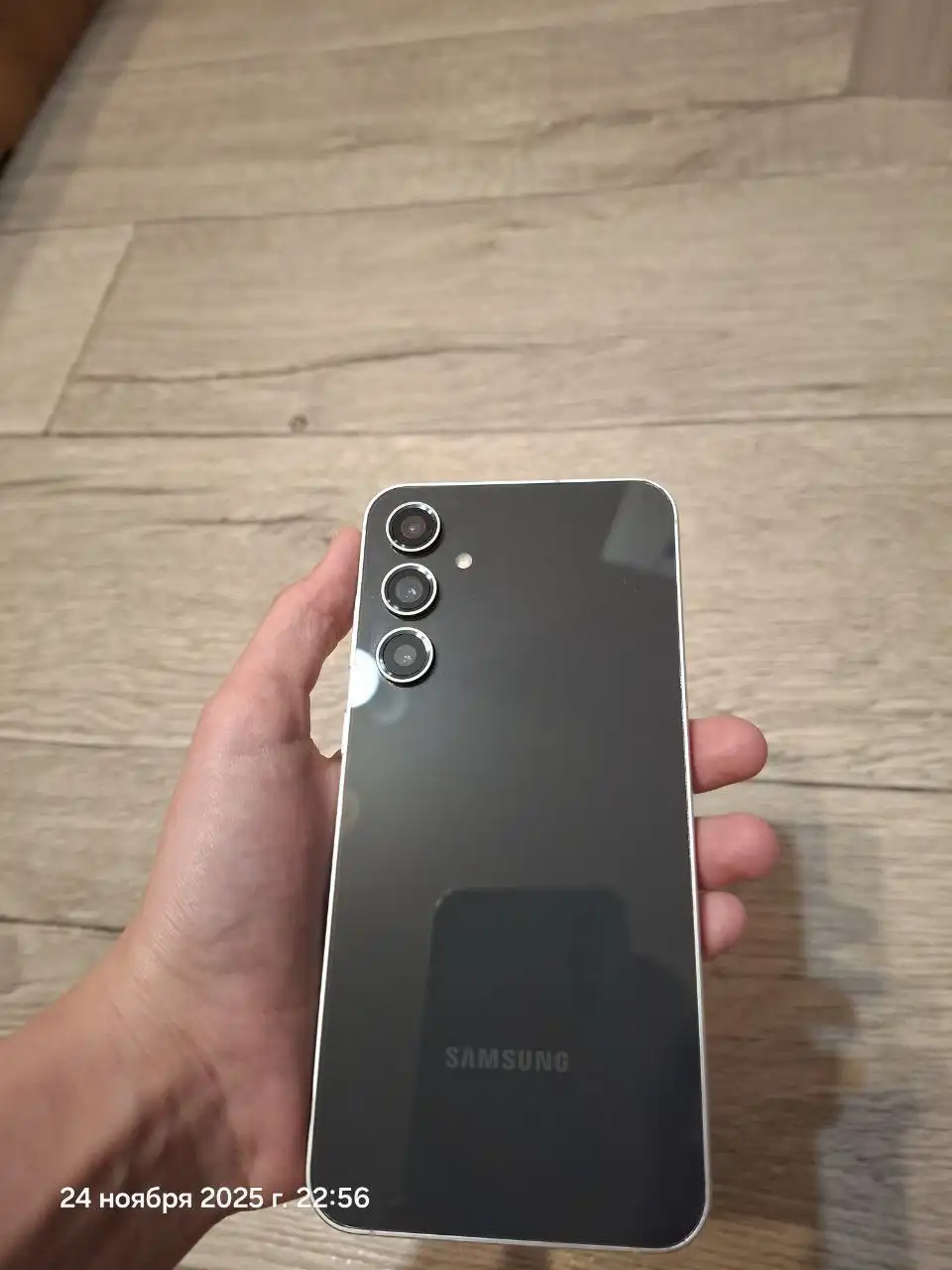 Продам Samsung C23 FE 8/128GB