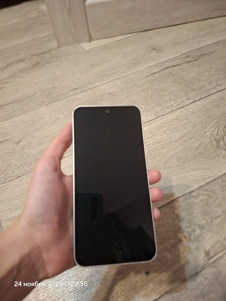 Продам Samsung C23 FE 8/128GB