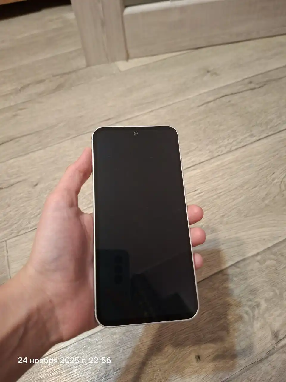 Продам Samsung C23 FE 8/128GB