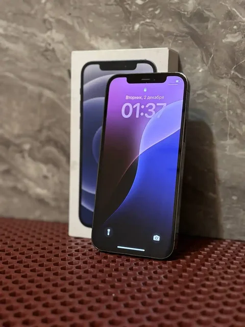 Продам телефон с неработающим верхним динамиком - частное объявление в Владивосток