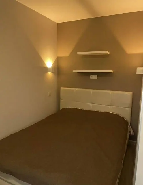 Студия в ЖК «Театральный» в аренду на 2-5 месяцев - Недвижимость в Владивосток