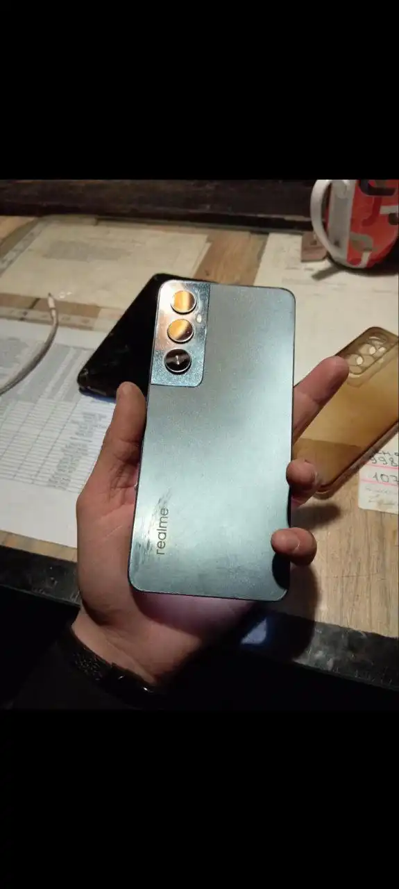 Продам телефон Realme C65 24/256 ГБ