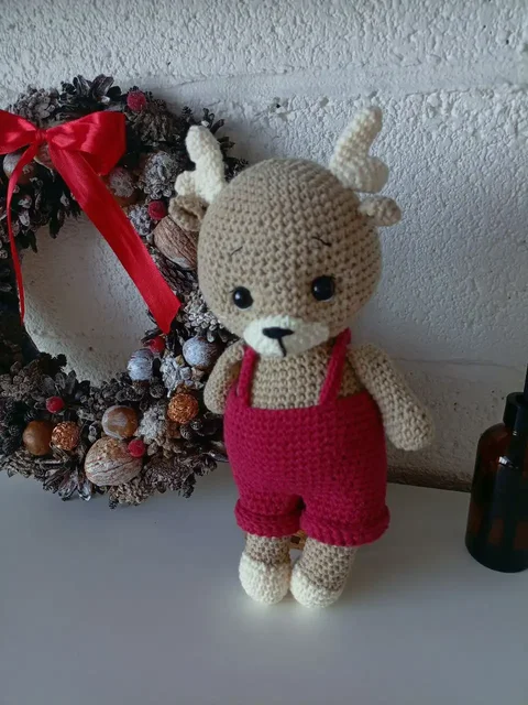 Вязаный оленёнок ручной работы - Хобби и отдых в Владивосток