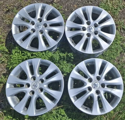 Продам оригинальные диски Toyota NOAH, VOXY R16 - частное объявление в Дальнегорск