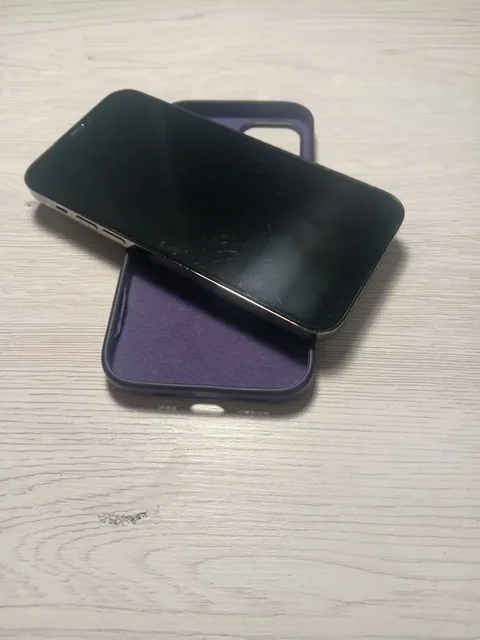 Продам iPhone 12 Pro 256GB - частное объявление в Владивосток