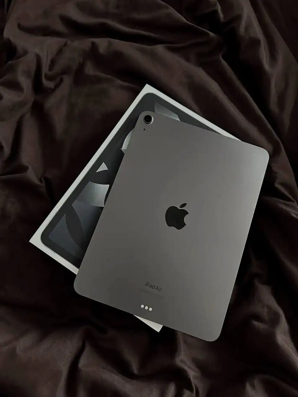 Продам iPad Air 5 256 ГБ