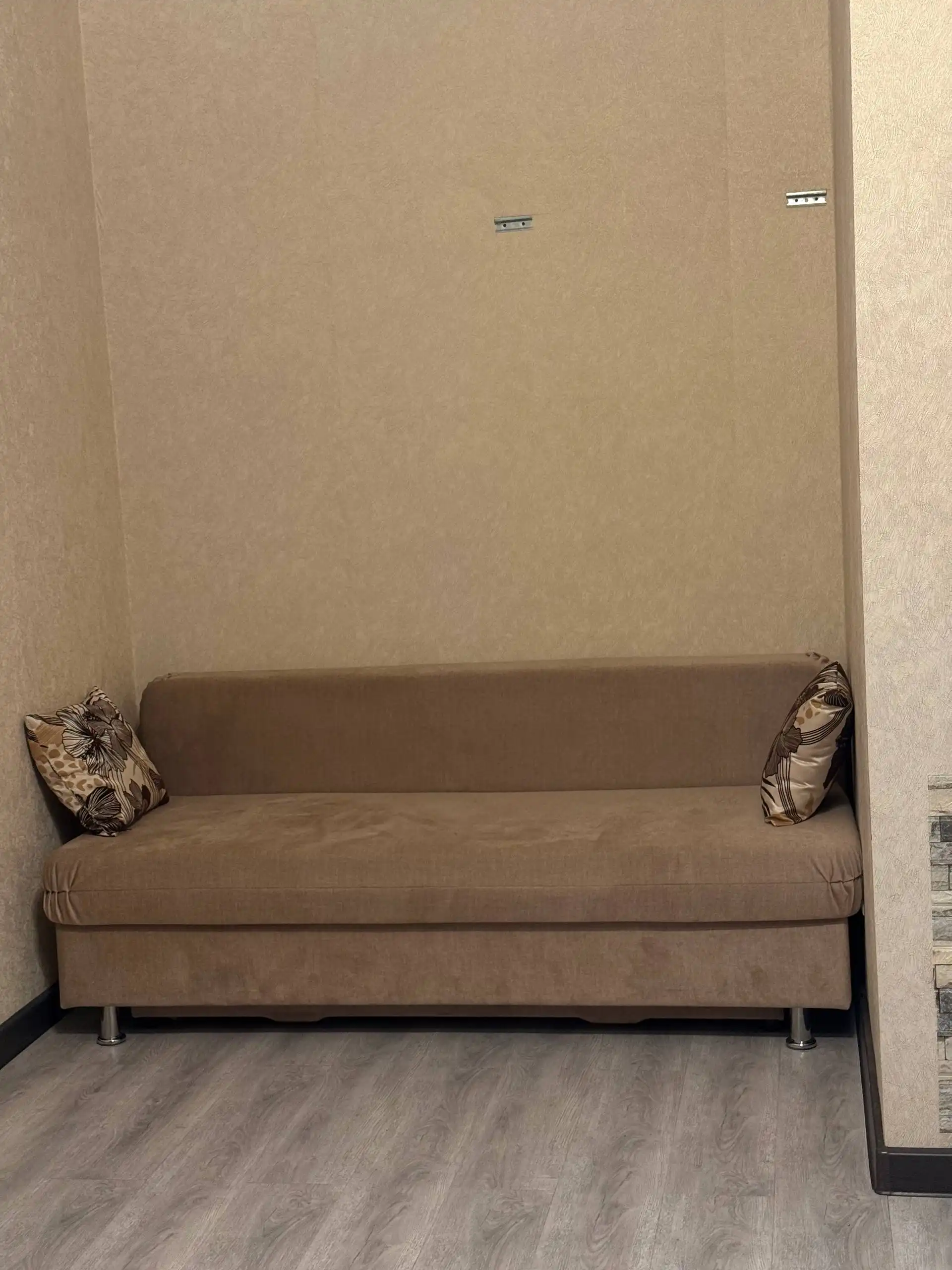 Еврокнижка диван 160/200 состояние нового