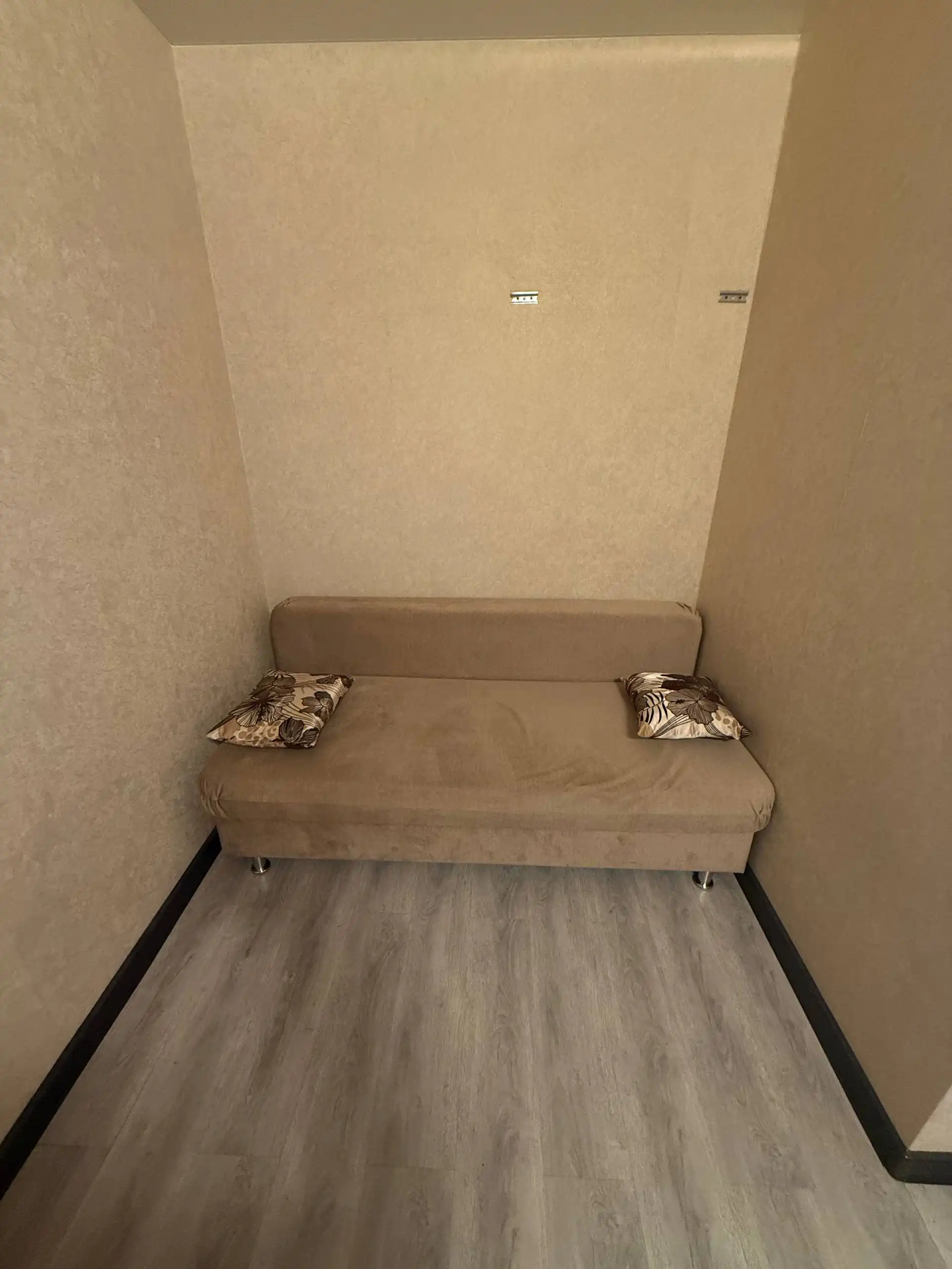 Еврокнижка диван 160/200 состояние нового