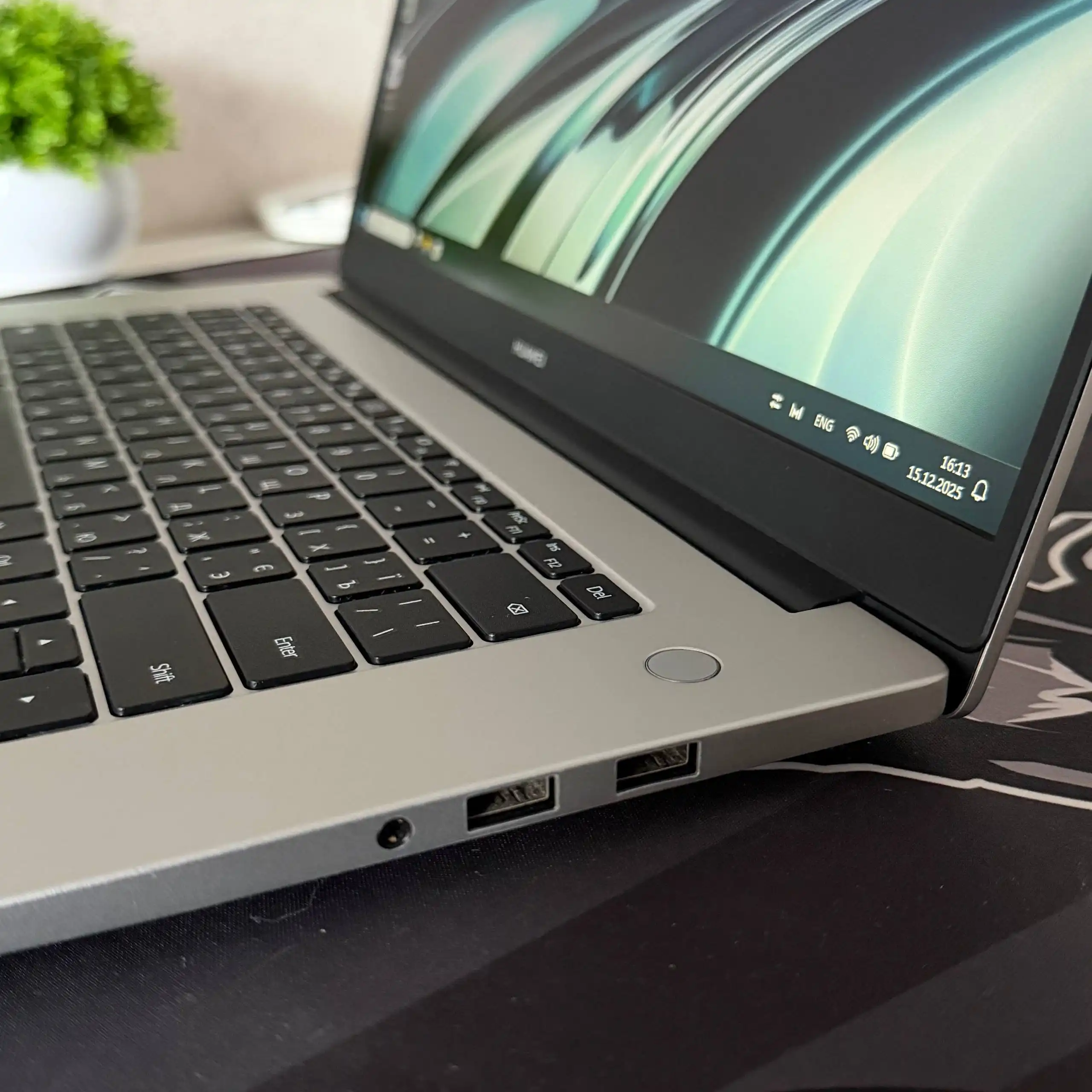 Ноутбук HUAWEI MateBook D 15 BoM-WFQ9 в отличном состоянии