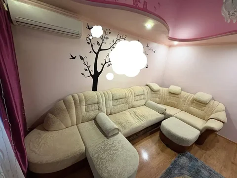 Продается угловой модульный диван с пуфиком - Для дома и дачи в Владивосток