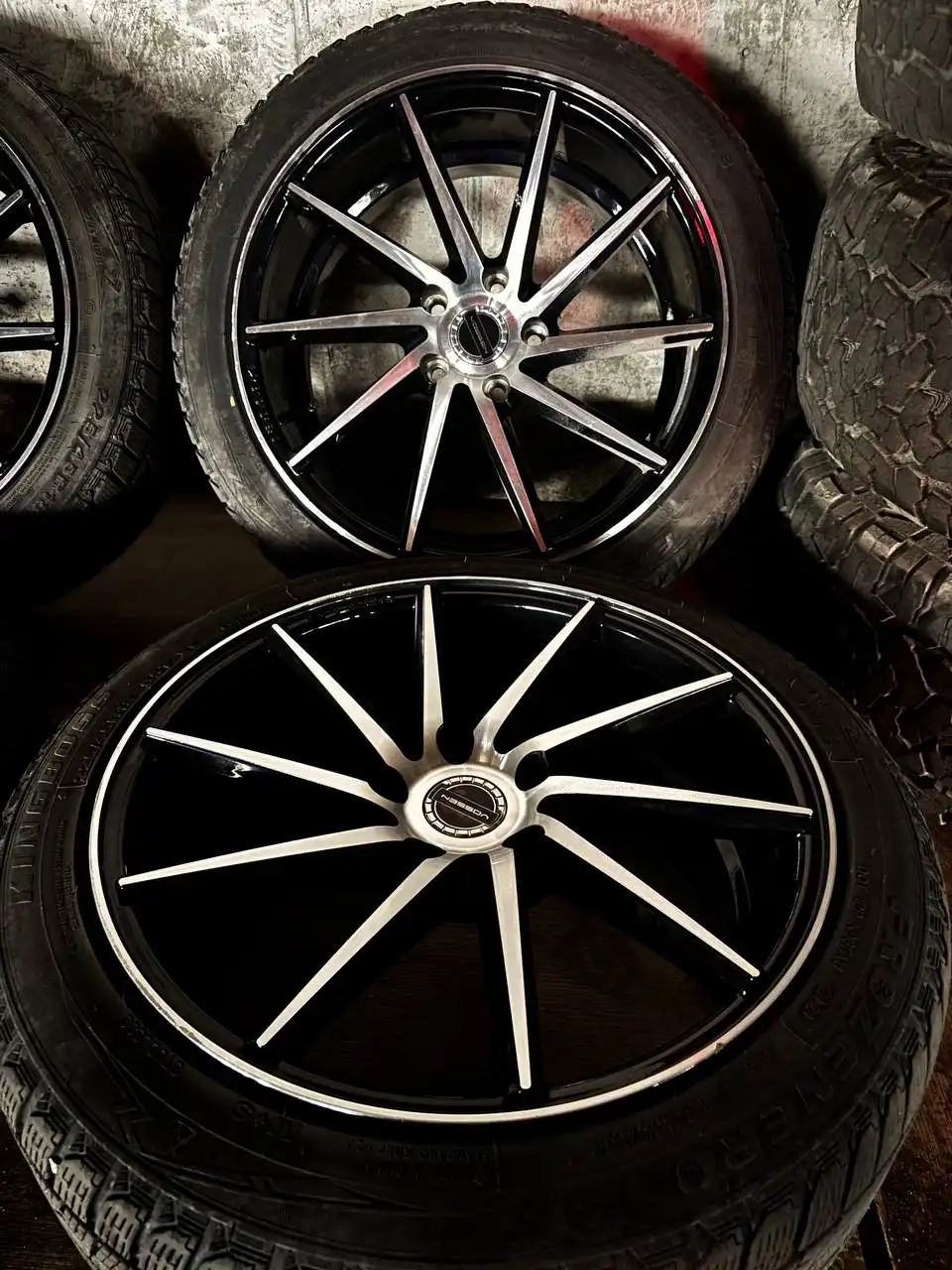 Продажа дисков Vossen CVT R18 с резиной KingBoss