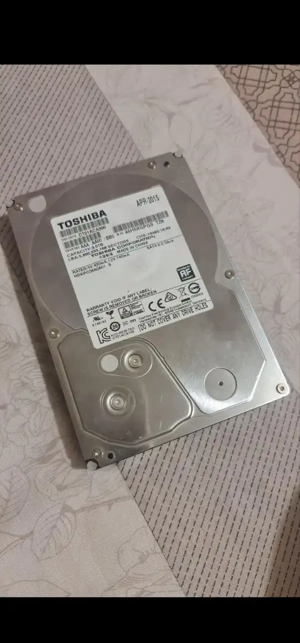 Жесткий диск Toshiba DT01ACA300 3 ТБ
