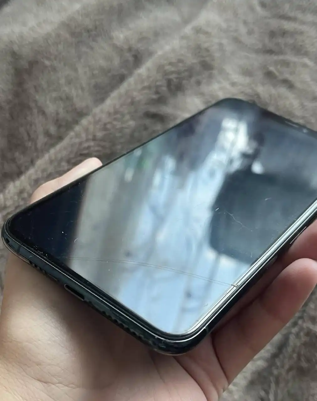 Продам Айфон 11 про Макс 256гб