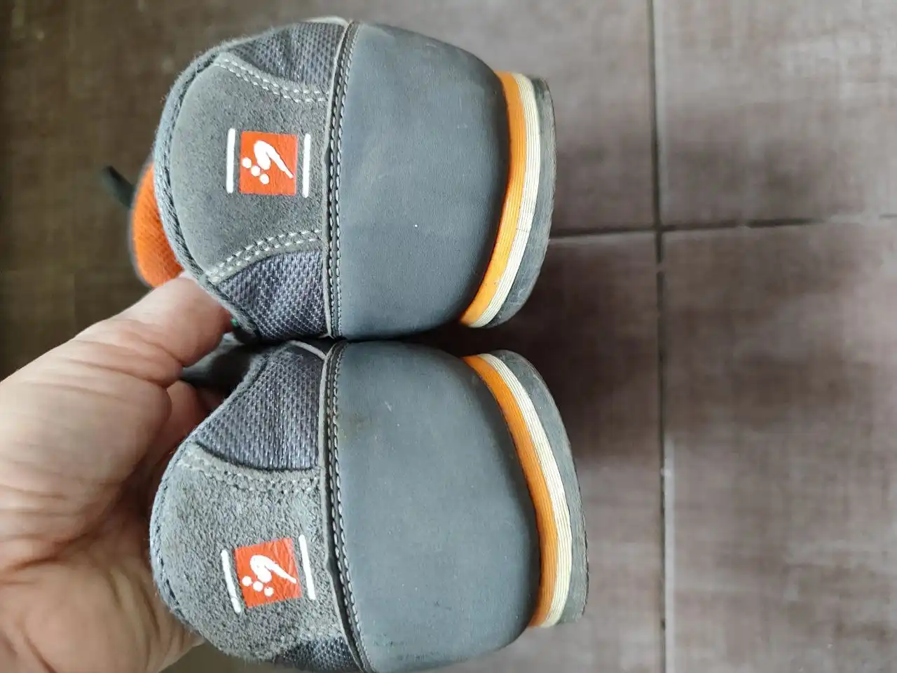 Кроссовки размер 42 маломерки