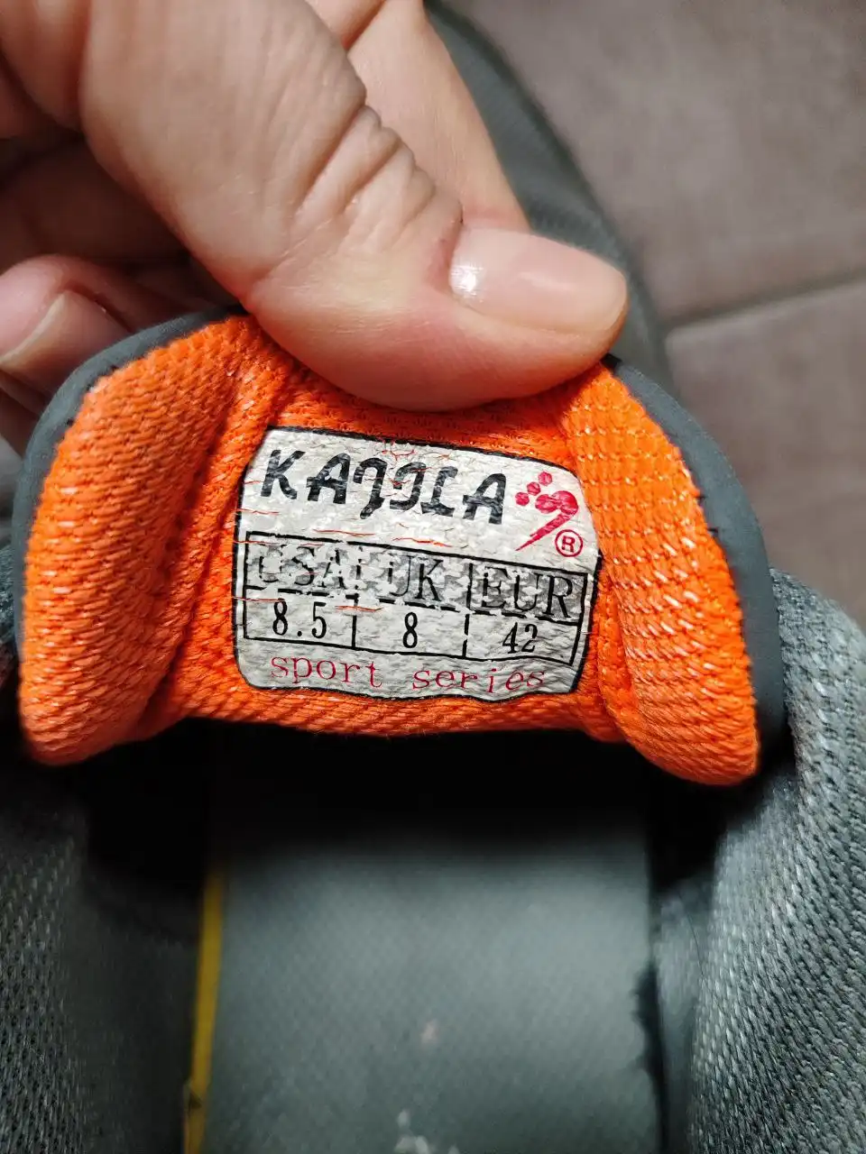 Кроссовки размер 42 маломерки