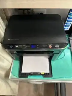 Продам лазерный принтер с черной печатью и сканером