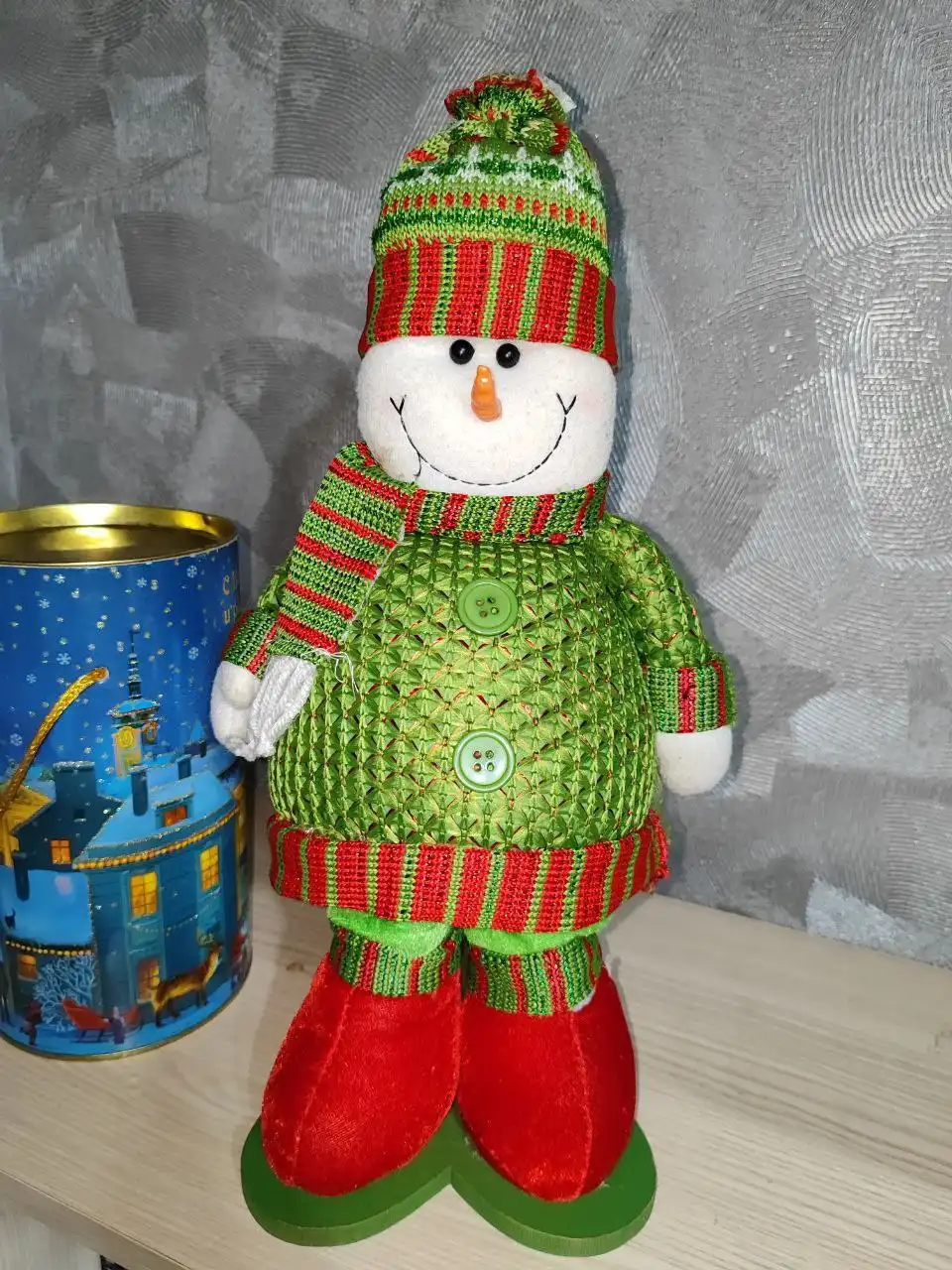 Фигурки Снеговик и Дед Мороз