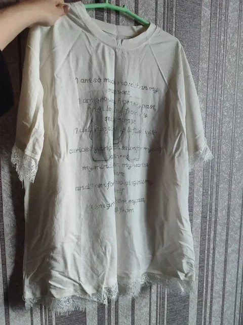 Женская футболка с рюшами и стразами - Одежда в Владивосток