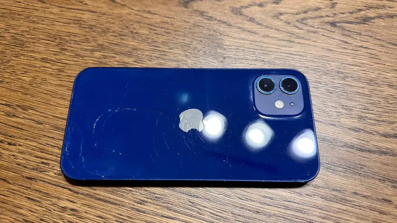 Продам смартфон 12/256 ГБ