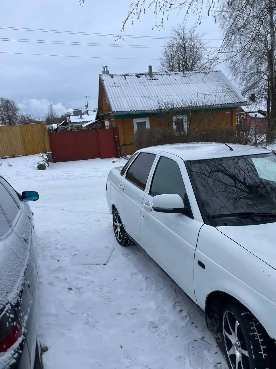 Автозапчасти в Твери