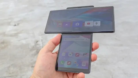 LG Wing с трещиной, рабочий - Электроника в Тверь