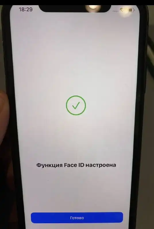 Продам iPhone 11 64 ГБ