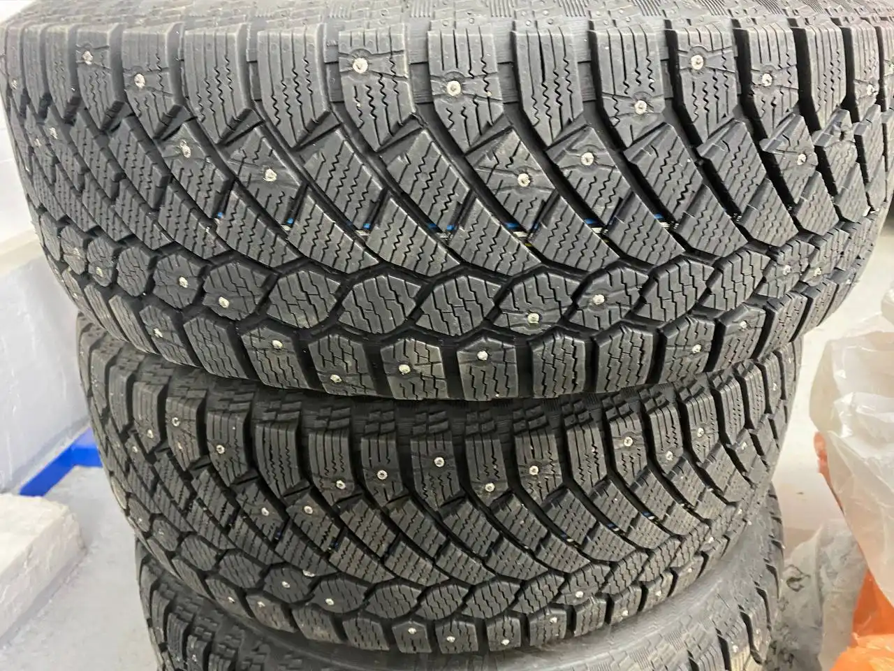 Резина R15 215/65 с пробегом 2000 км