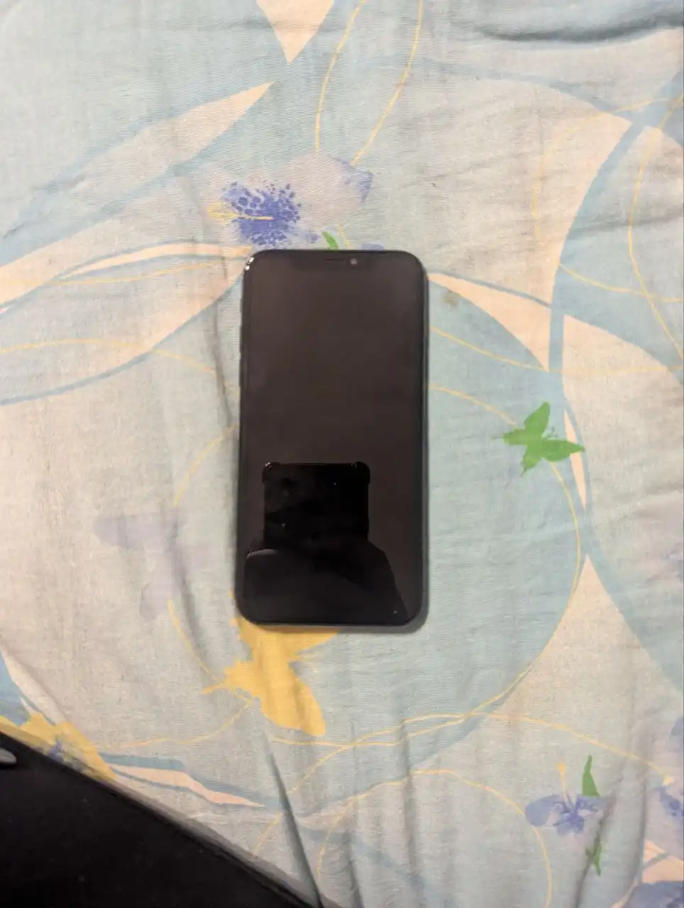 Продам айфон x